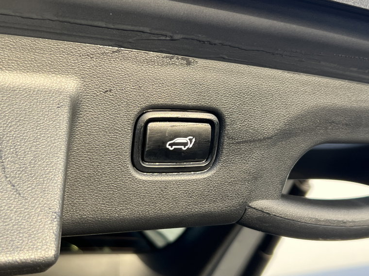 Vehicle Image 27