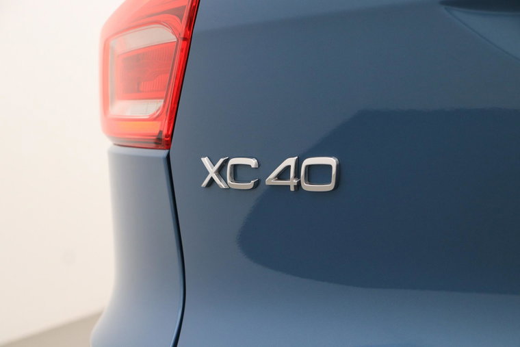 Vehicle Image 48
