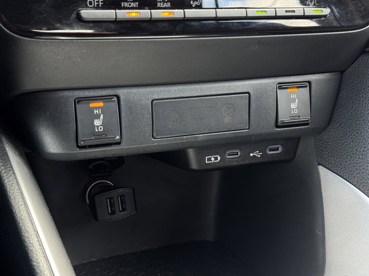 Vehicle Image 17