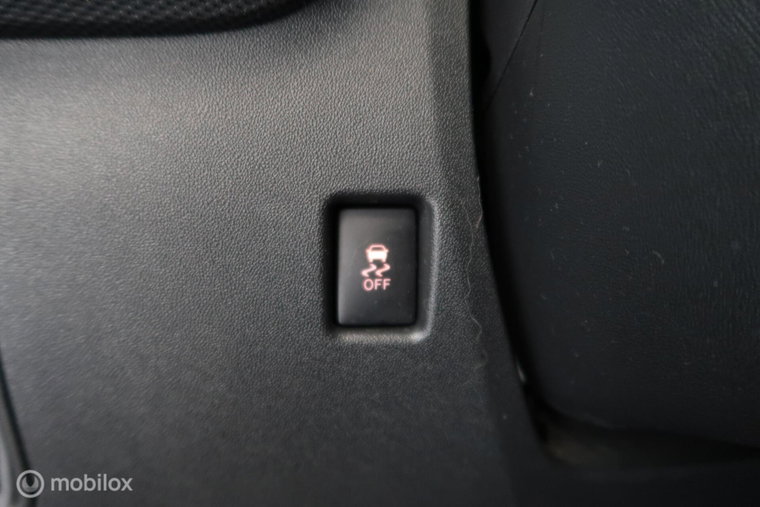 Vehicle Image 29