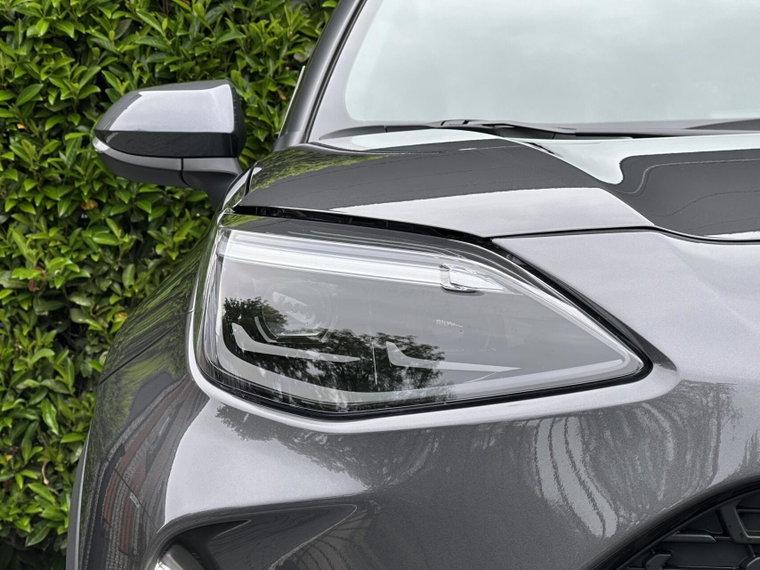 Vehicle Image 22