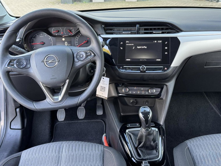 Vehicle Image 22