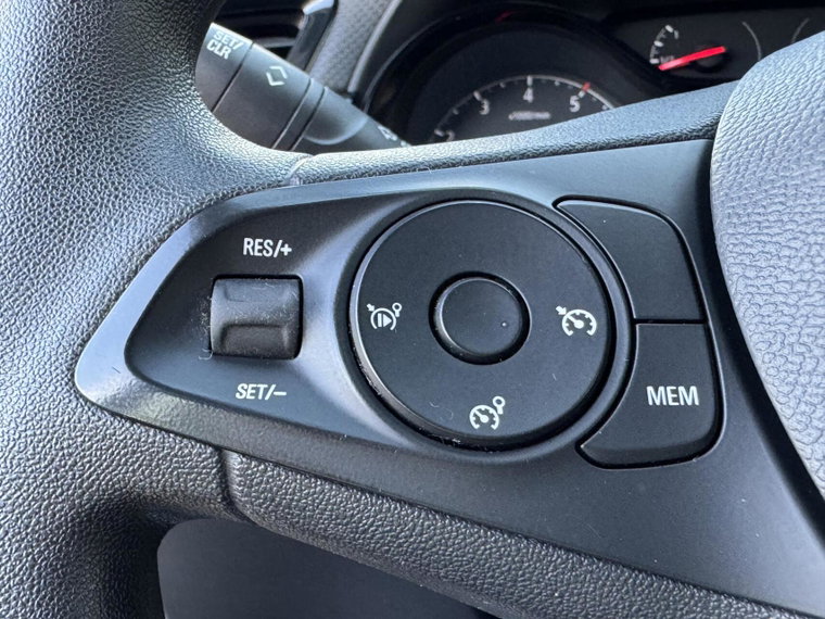 Vehicle Image 27