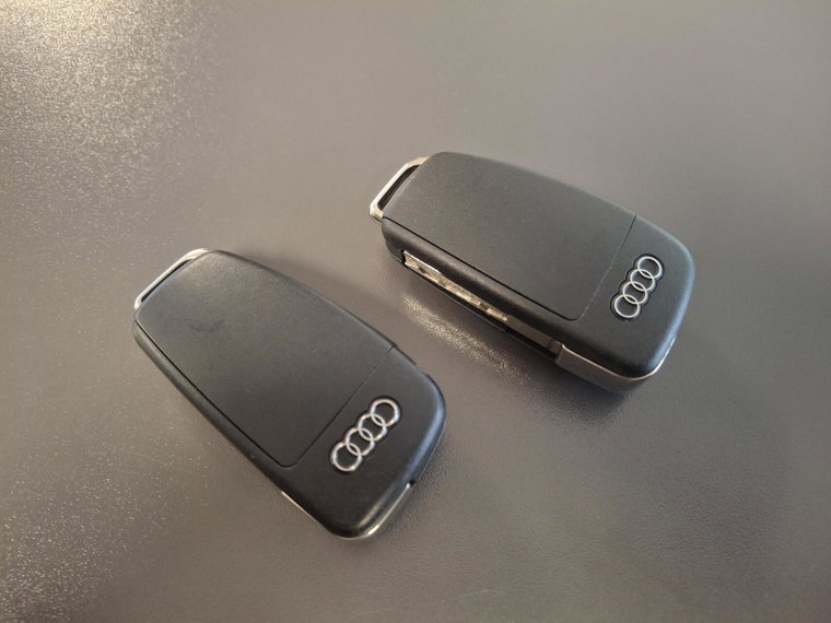 Vehicle Image 33
