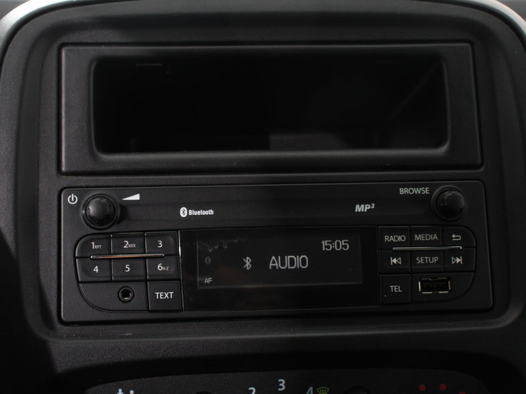 Vehicle Image 35
