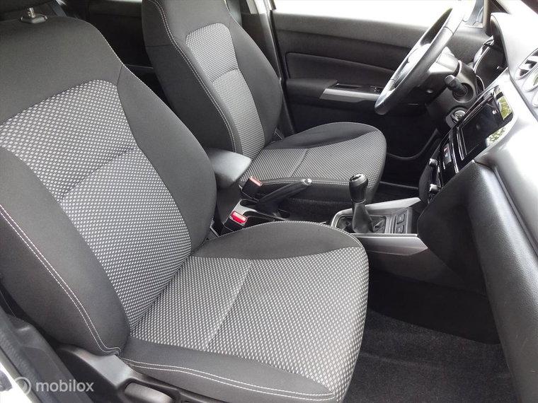 Vehicle Image 19
