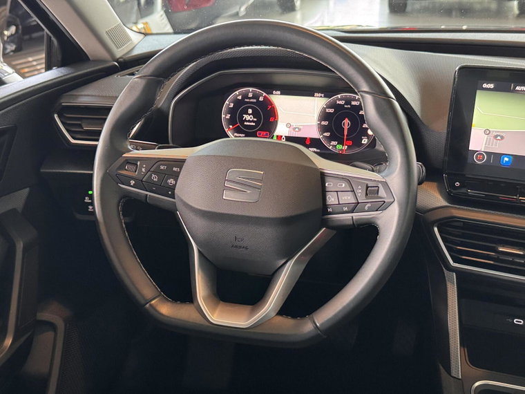 Vehicle Image 32