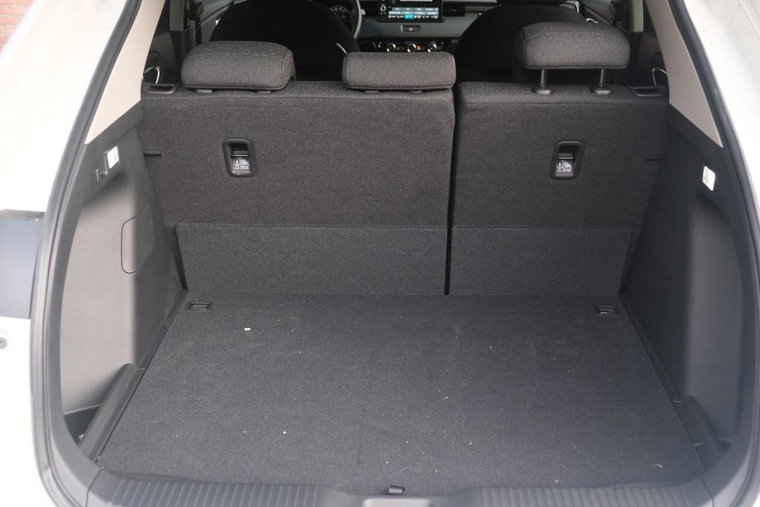 Vehicle Image 28