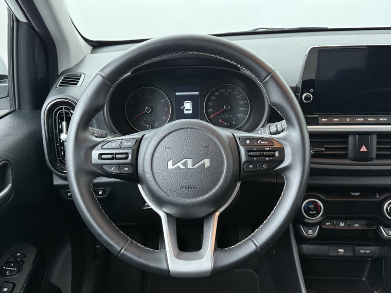 Vehicle Image 38