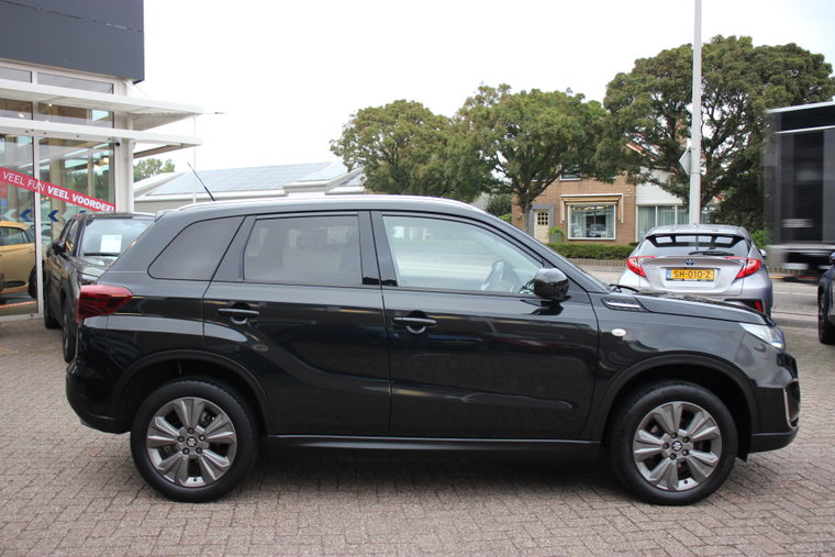 Vehicle Image 4
