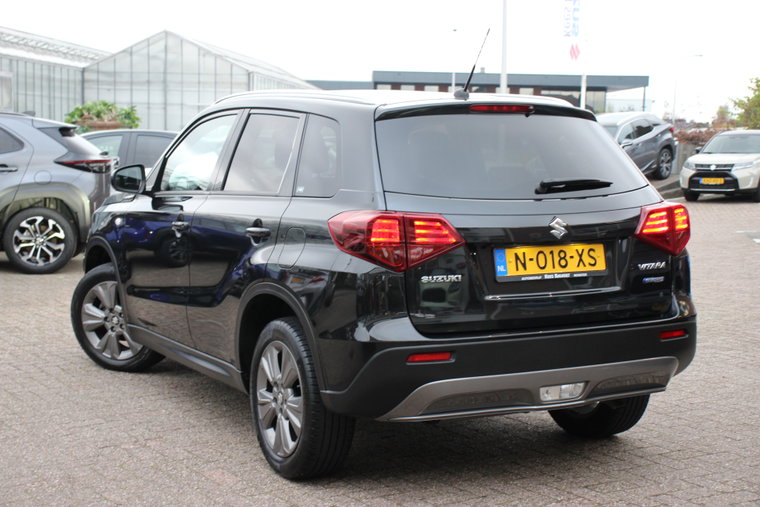 Vehicle Image 5