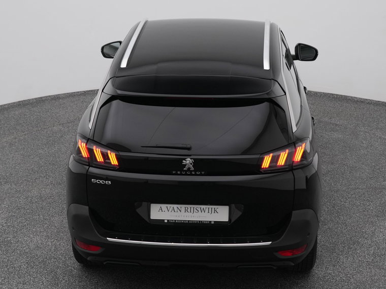 Vehicle Image 28