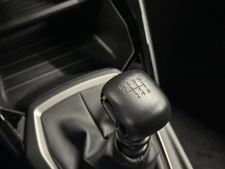 Vehicle Image 40