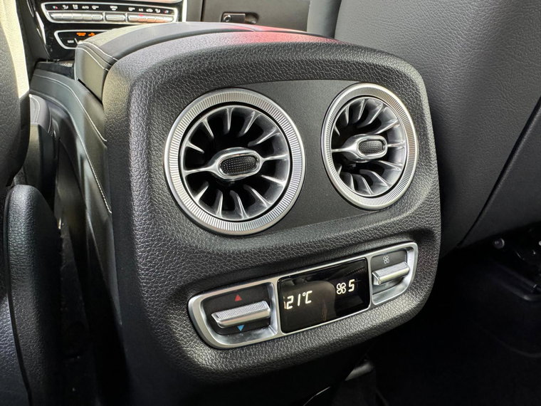 Vehicle Image 24