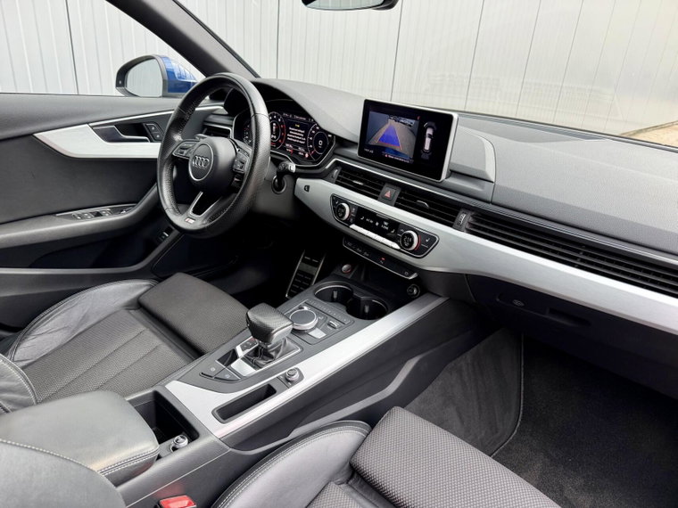 Vehicle Image 23