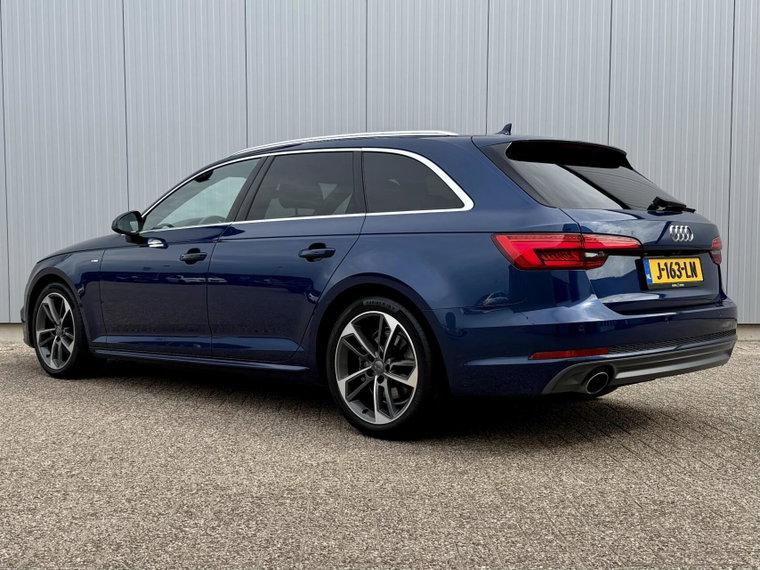 Vehicle Image 7