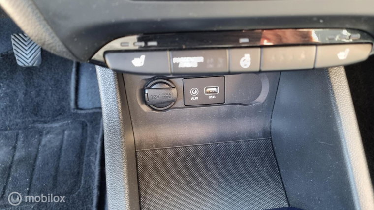 Vehicle Image 24