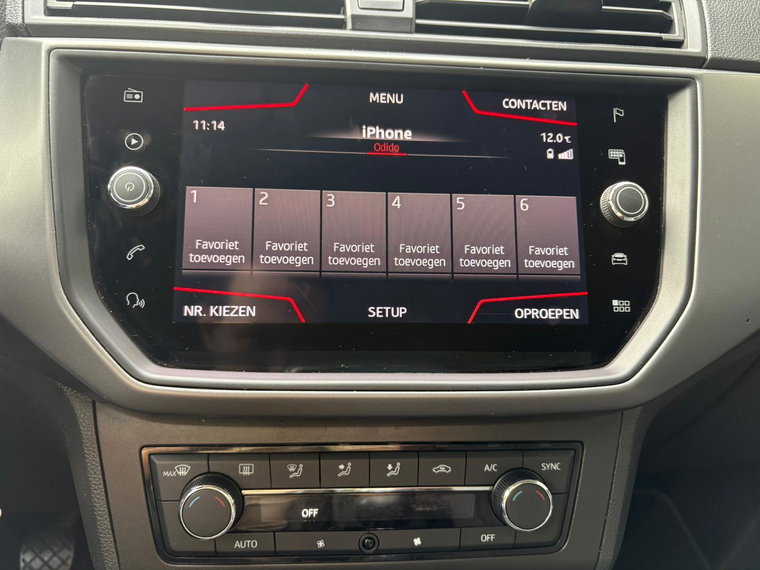 Vehicle Image 25