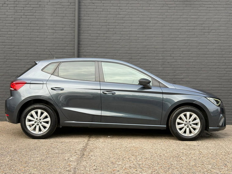 Vehicle Image 8