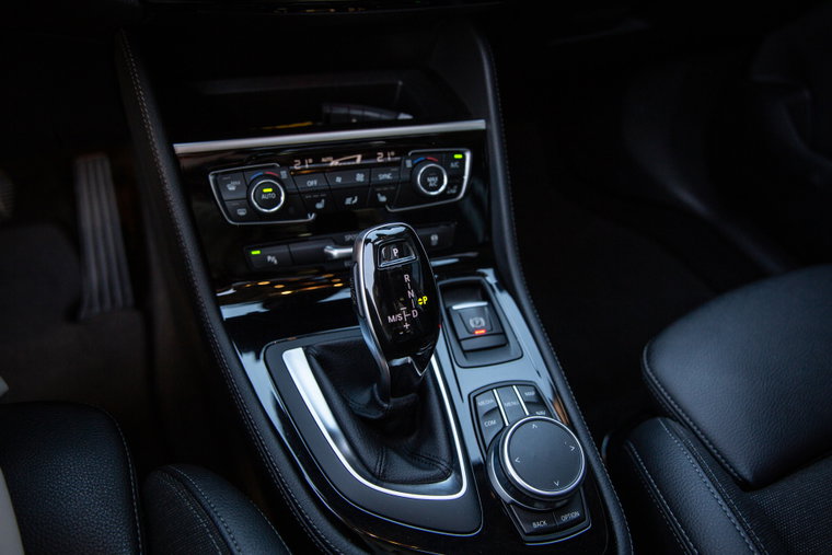 Vehicle Image 23