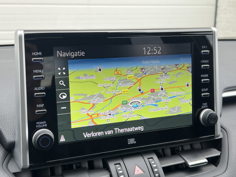 Vehicle Image 24