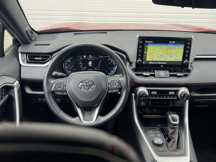 Vehicle Image 10