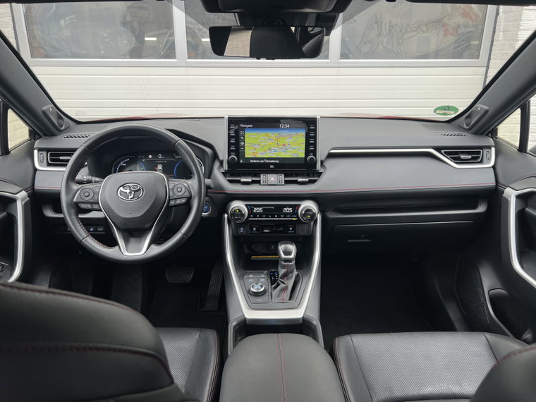 Vehicle Image 11