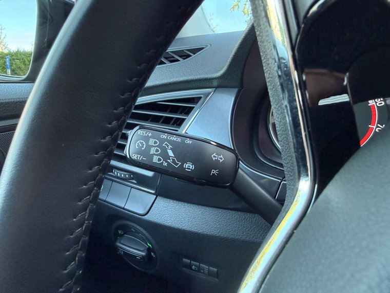 Vehicle Image 27