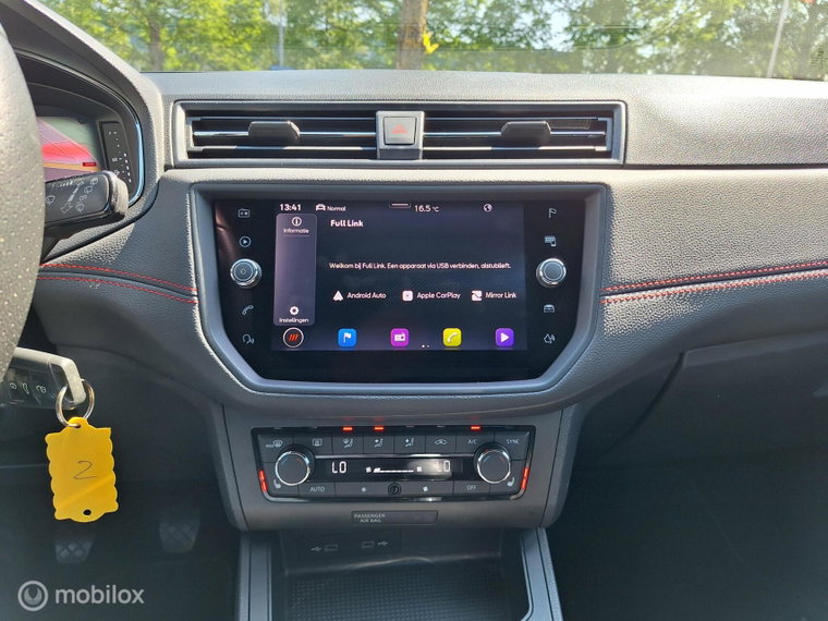 Vehicle Image 19
