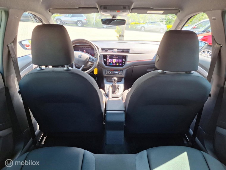 Vehicle Image 11