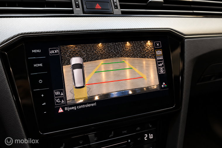 Vehicle Image 18