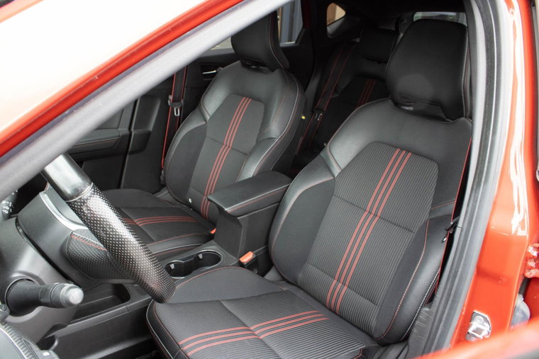 Vehicle Image 19