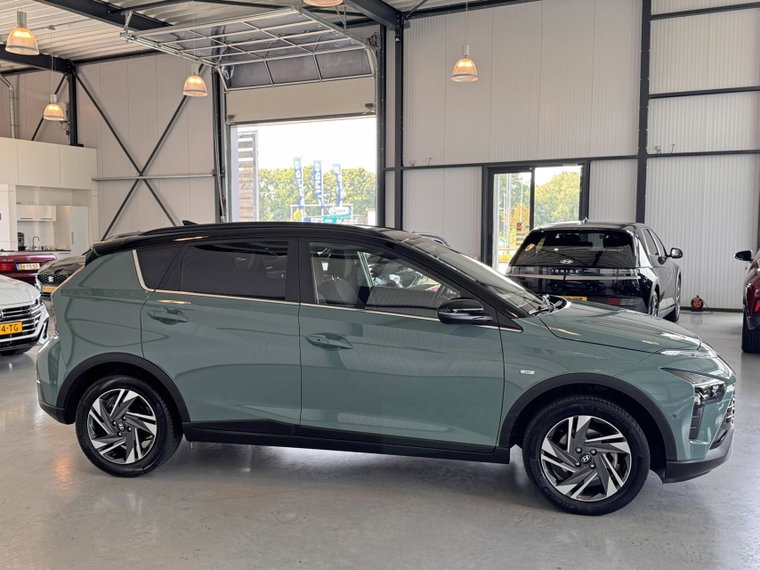 Vehicle Image 31