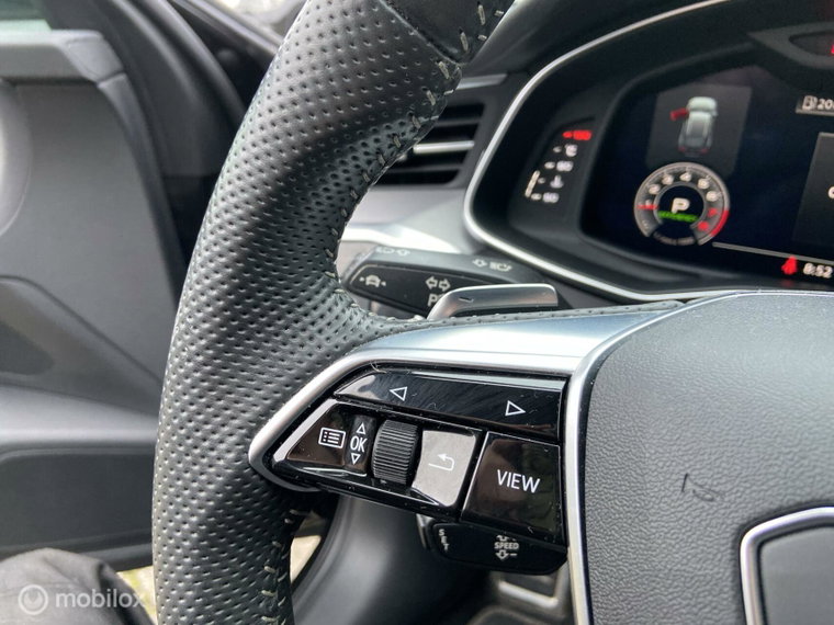 Vehicle Image 26