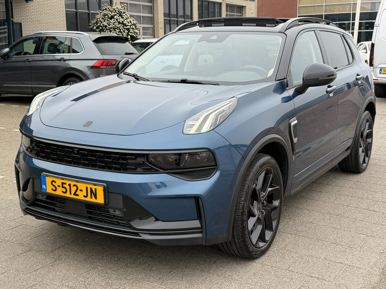 Vehicle Image 10
