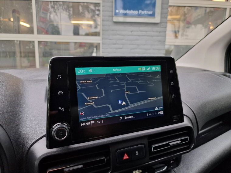 Vehicle Image 20