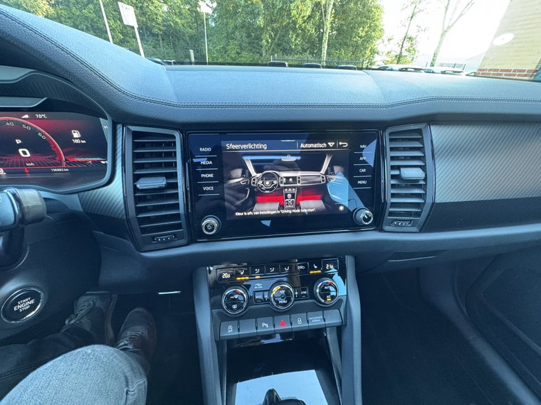 Vehicle Image 24