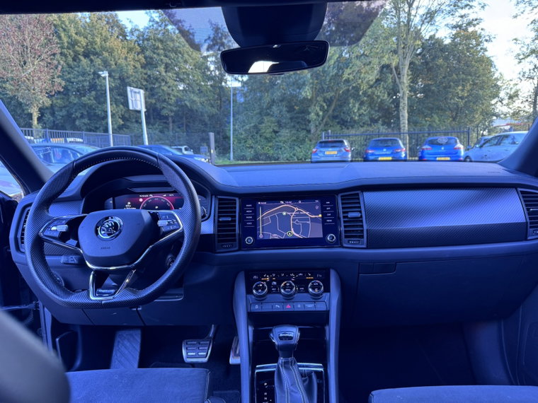 Vehicle Image 32