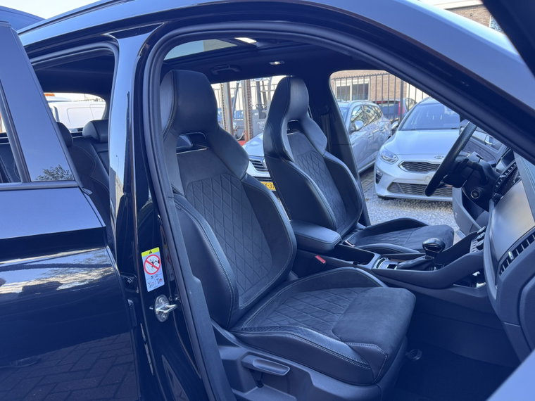 Vehicle Image 39