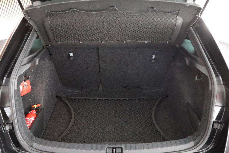 Vehicle Image 38