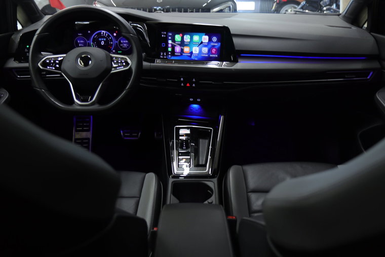 Vehicle Image 8