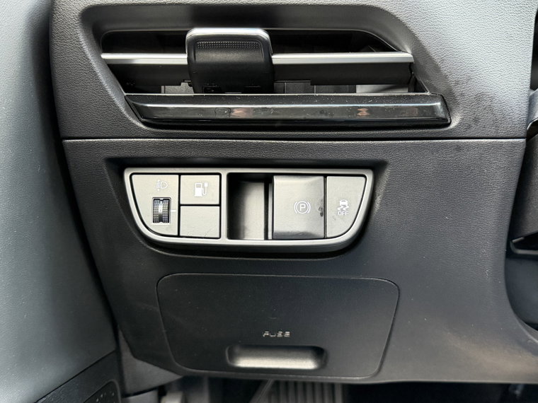 Vehicle Image 39