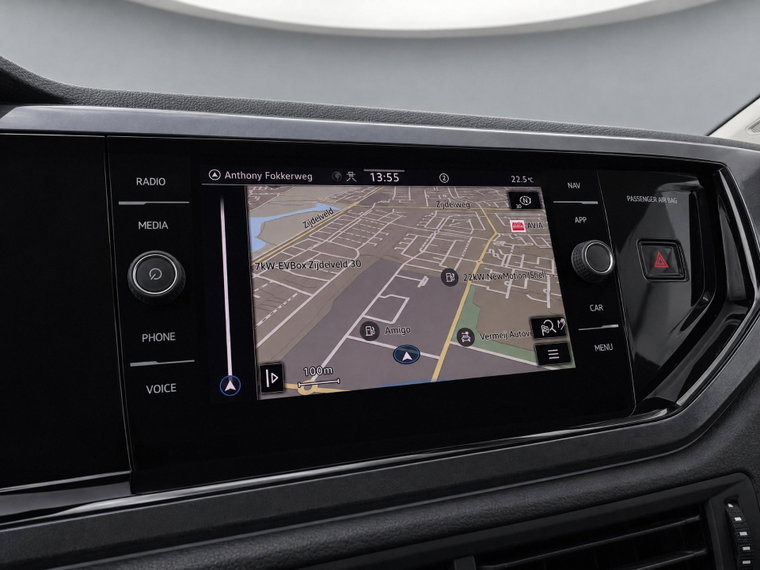 Vehicle Image 12