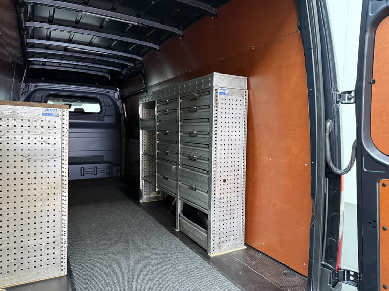 Vehicle Image 31
