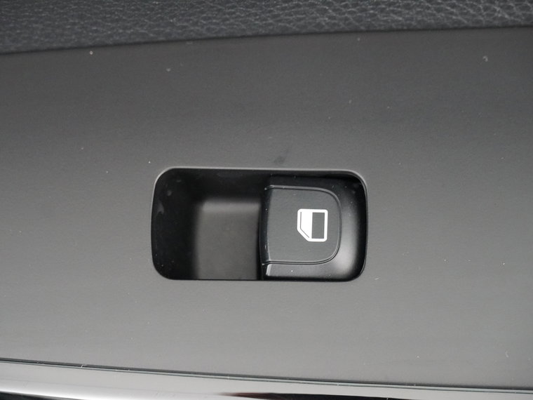 Vehicle Image 39