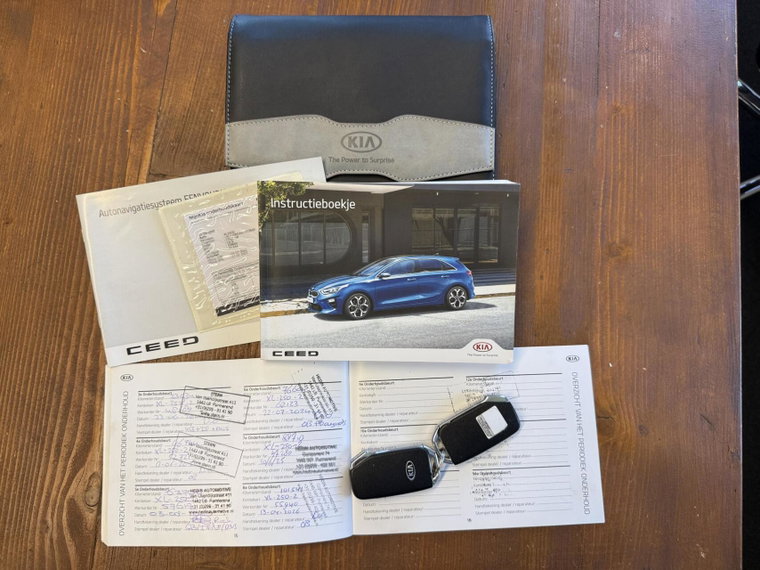 Vehicle Image 35