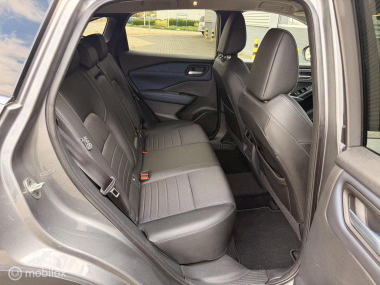 Vehicle Image 41