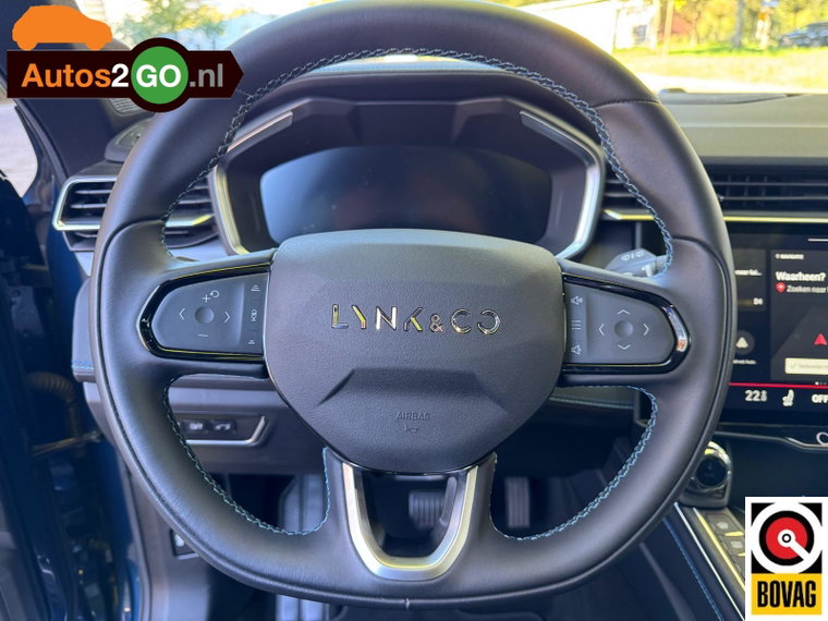 Vehicle Image 15