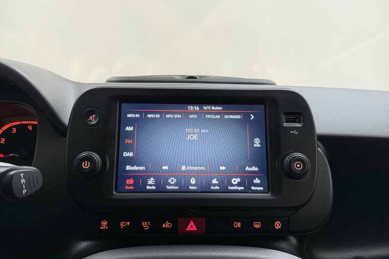 Vehicle Image 18