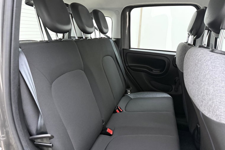 Vehicle Image 10